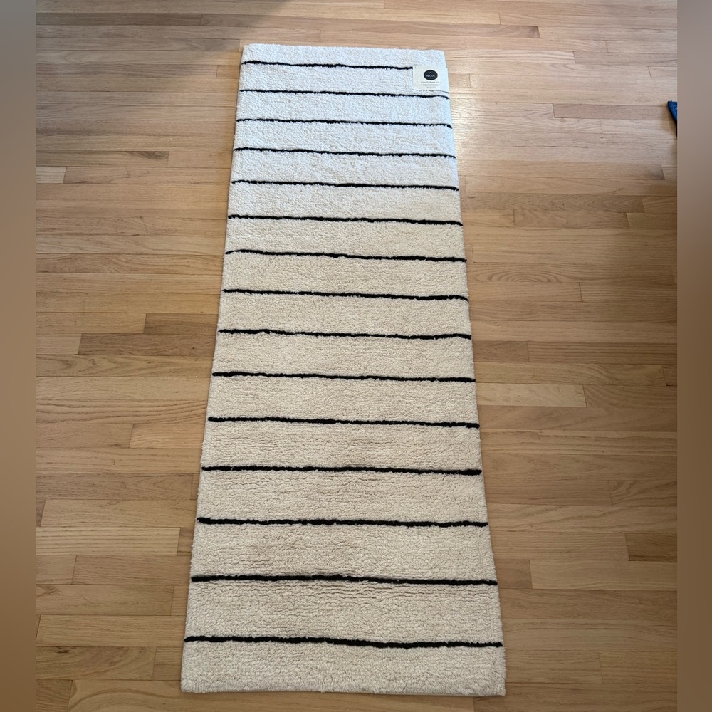 Brand New House of Noa Bath Mat – 24”x 70”